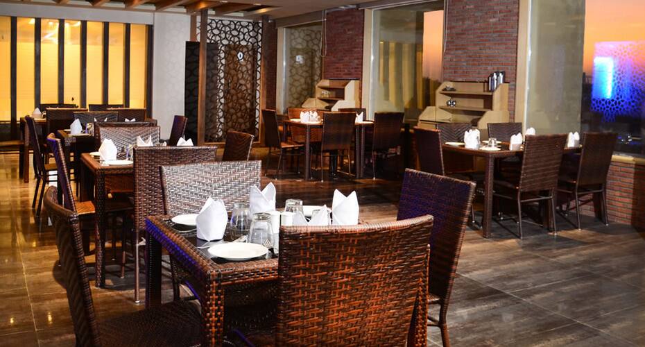 Hotel President Park & Serviced Apartment, Indore 5